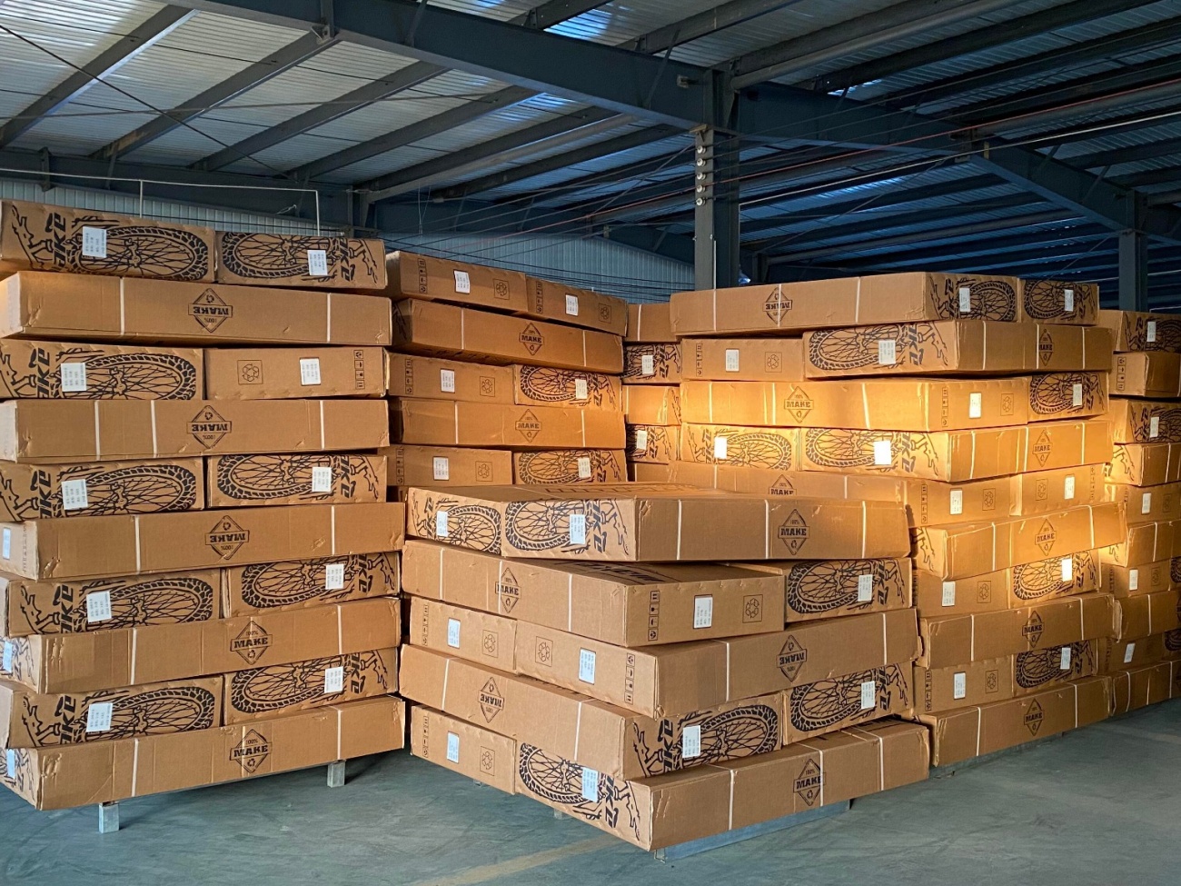 Packed Bicycle Carton Warehouse Storage