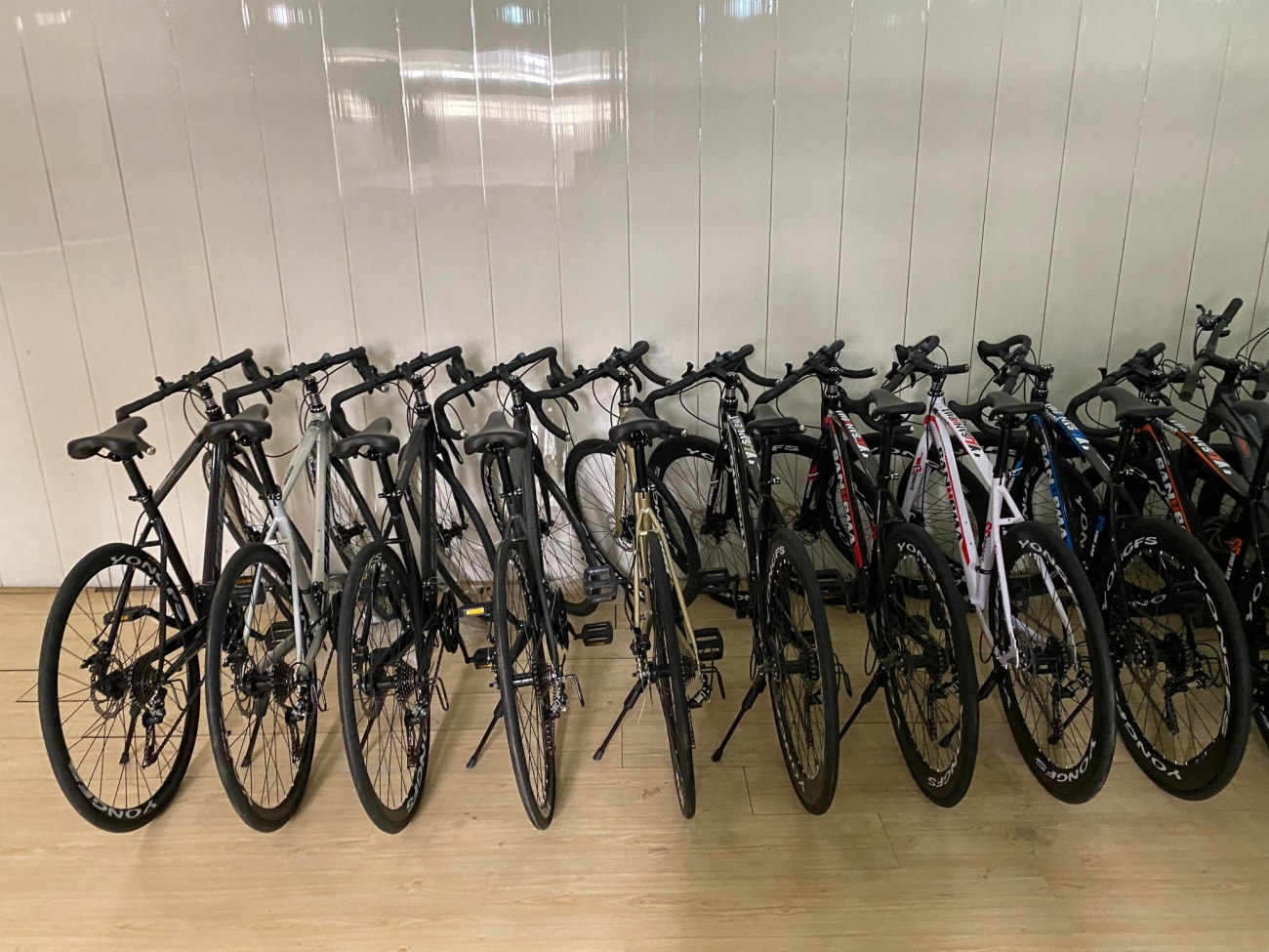Road Bike Finished Product Storage